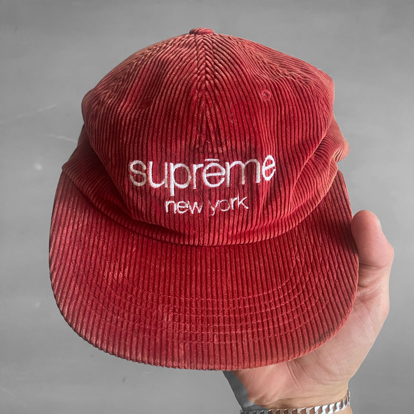 2000s Supreme New York corduroy cap
