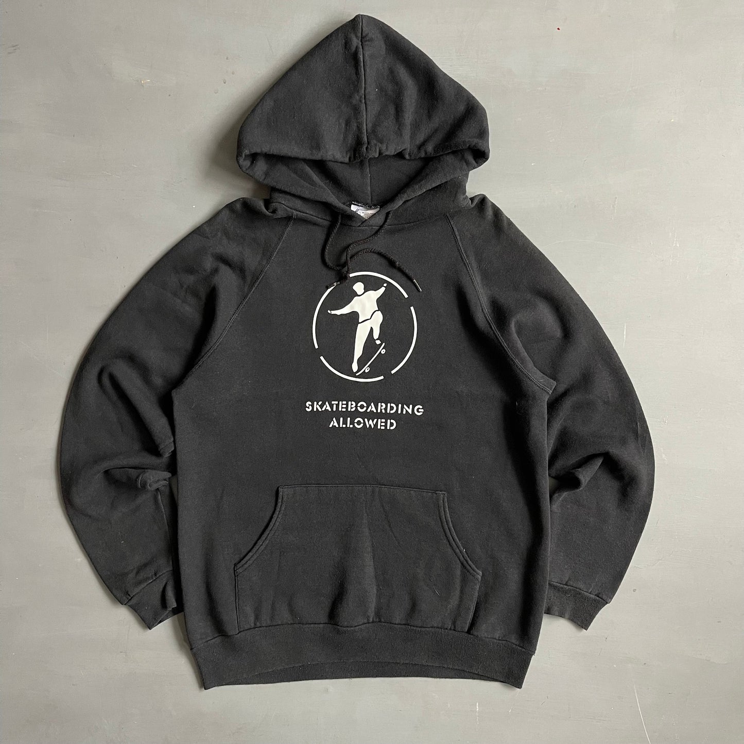 Early 2000 Skateboarding allowed hoodie (M)