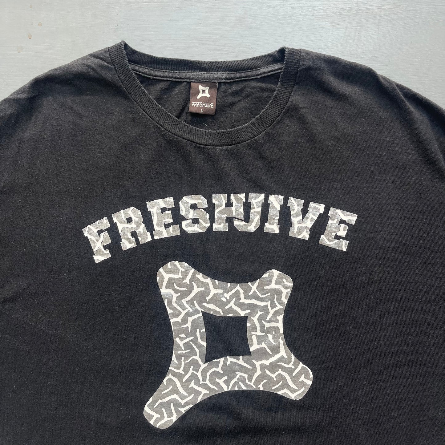 2000s Freshjive T-Shirt (L)