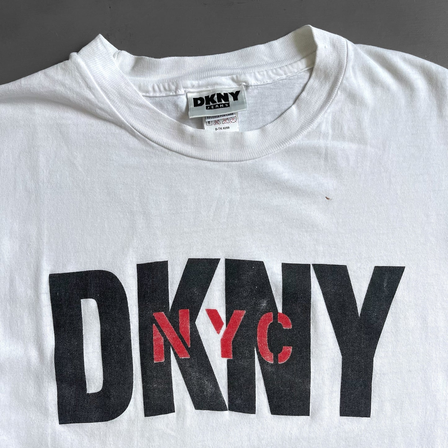 1990s DKNY NYC T-shirt (L/XL)