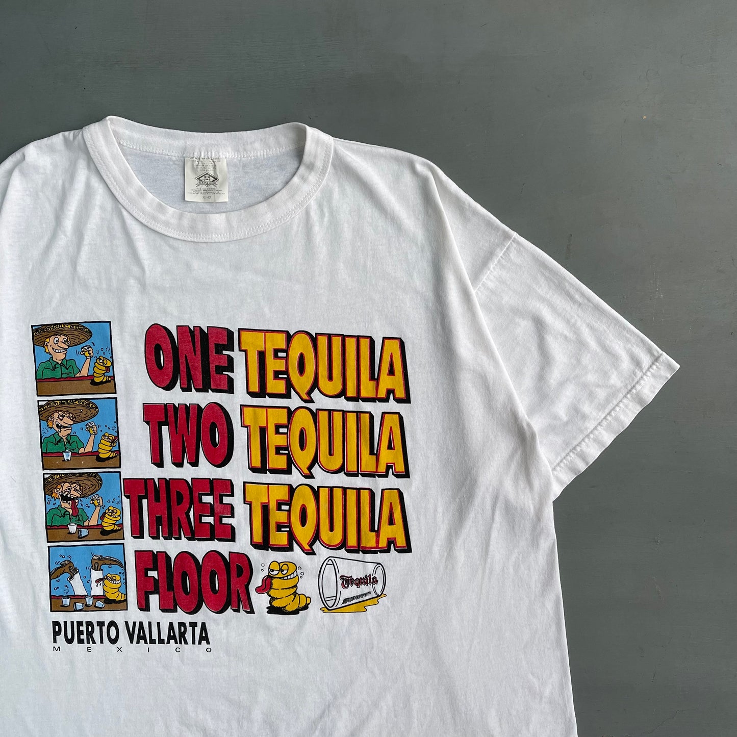 1990s one tequila… T-Shirt (XL)