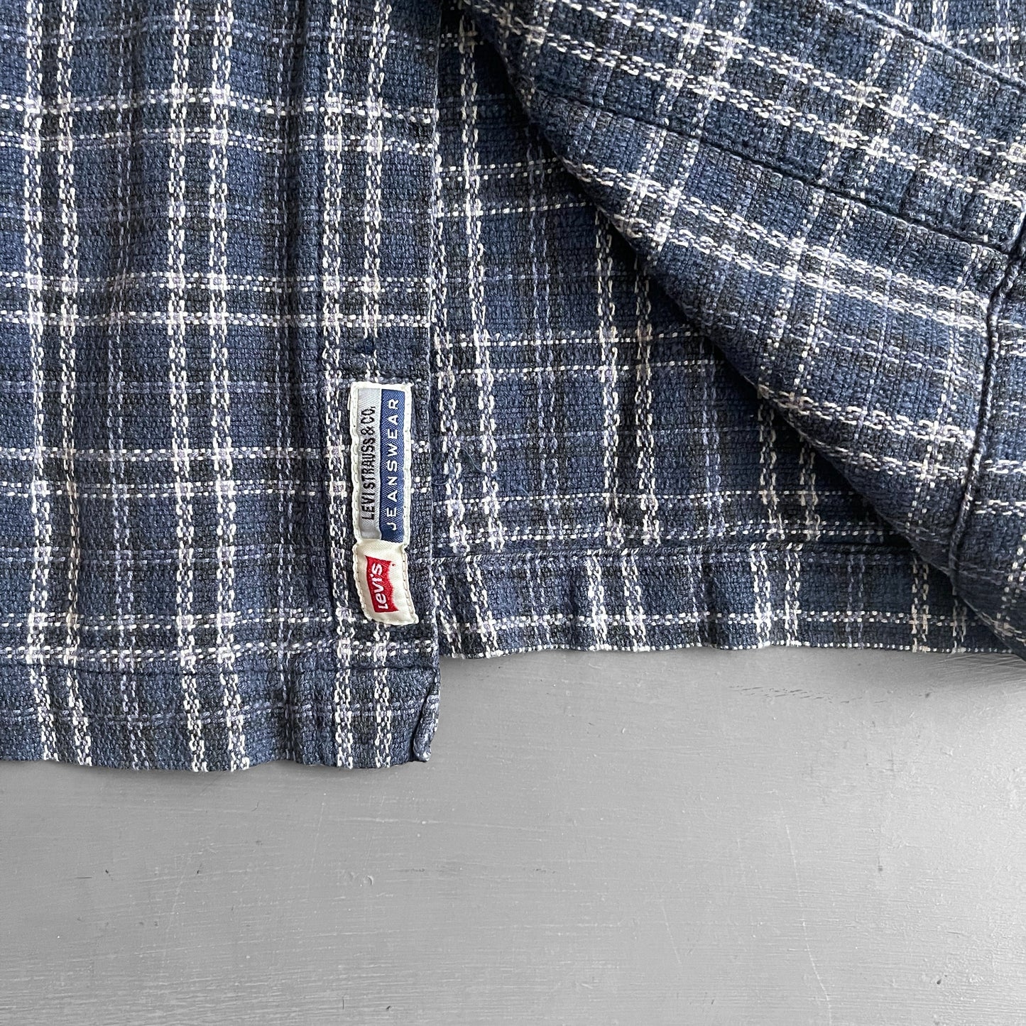 1990s Levi’s flannel over shirt (L/XL)