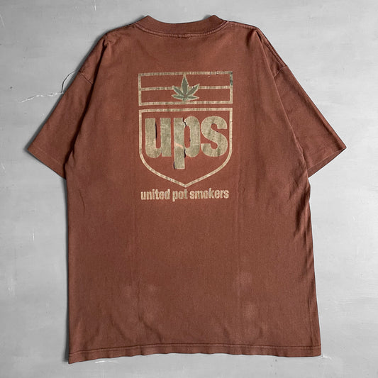 1990s UPS United pot smokers T-shirt (L)