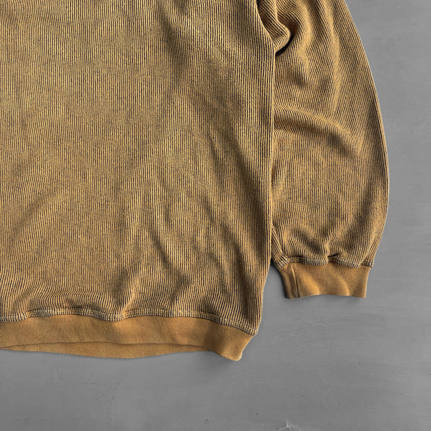 1990s CAMEL cigarettes long sleeve knit shirt (L/XL)