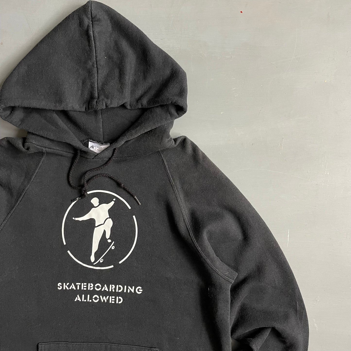 Early 2000 Skateboarding allowed hoodie (M)