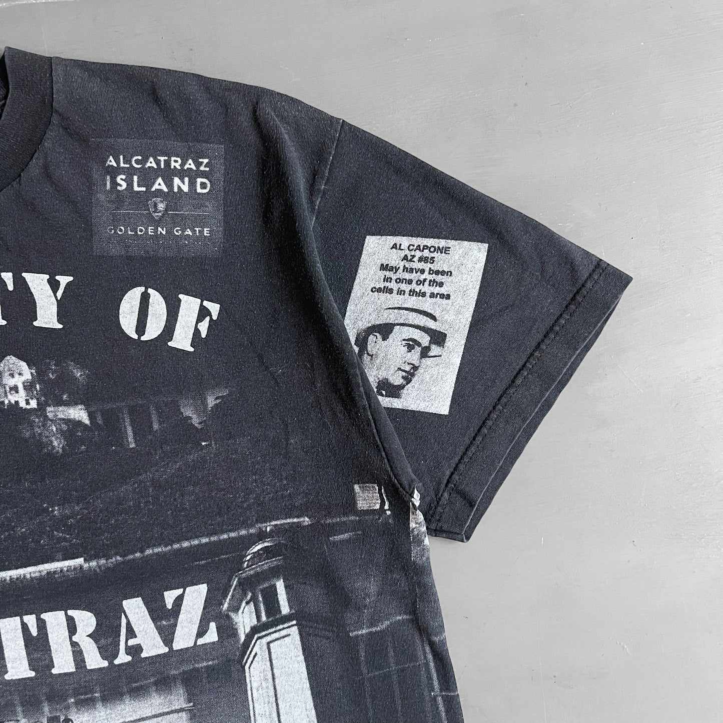 1990s All over Alcatraz T-shirt (L)