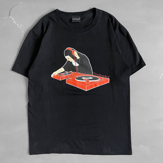 2000s Technics nun Dj T-shirt (M)