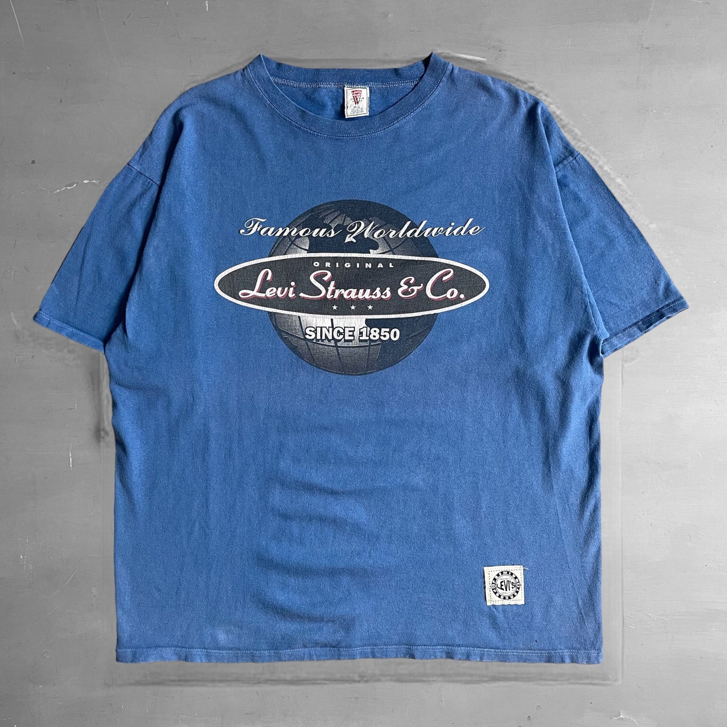 1990s Levi’s T-shirt (L/XL)