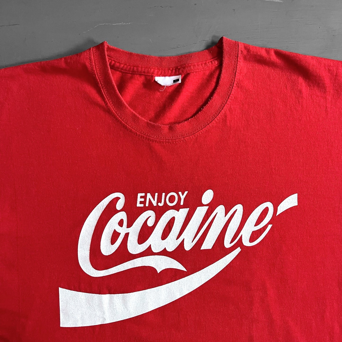 2000s enjoy cocaine T-shirt (L)