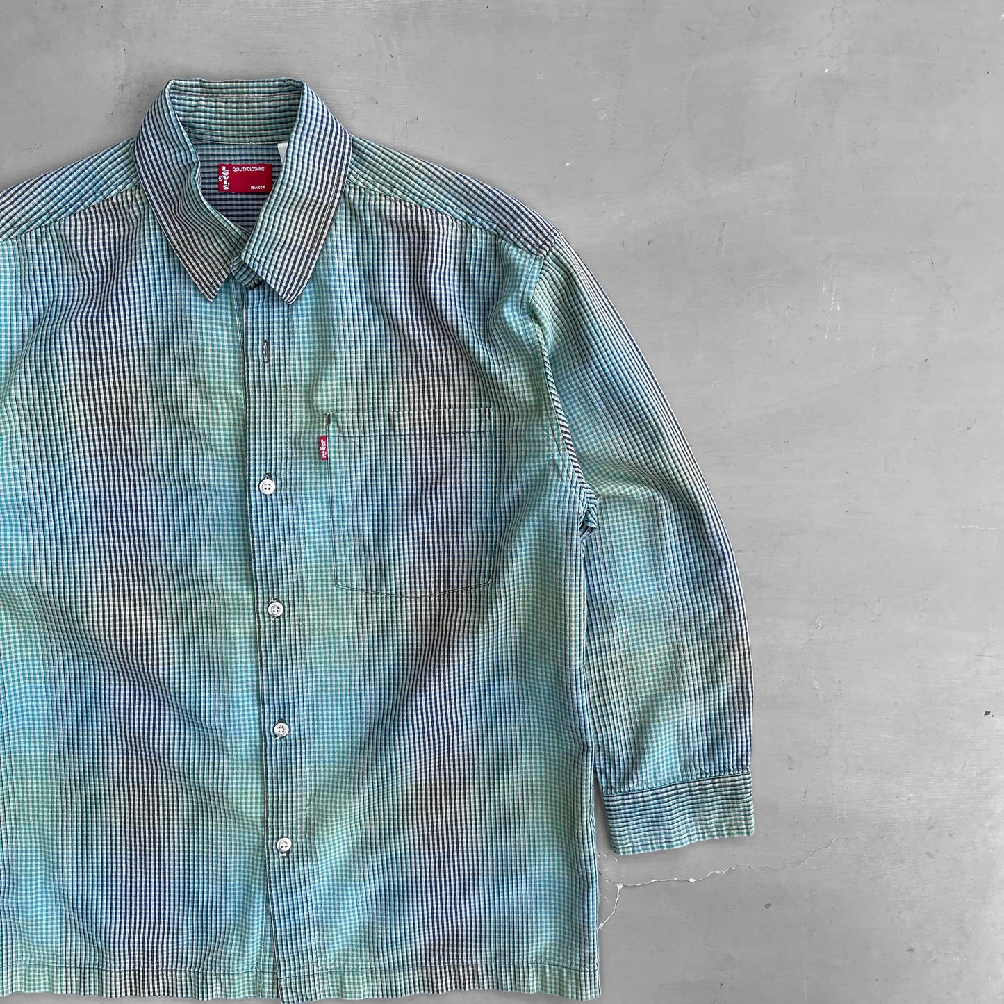 2000s Levis Red tab multicolour shirt (M)