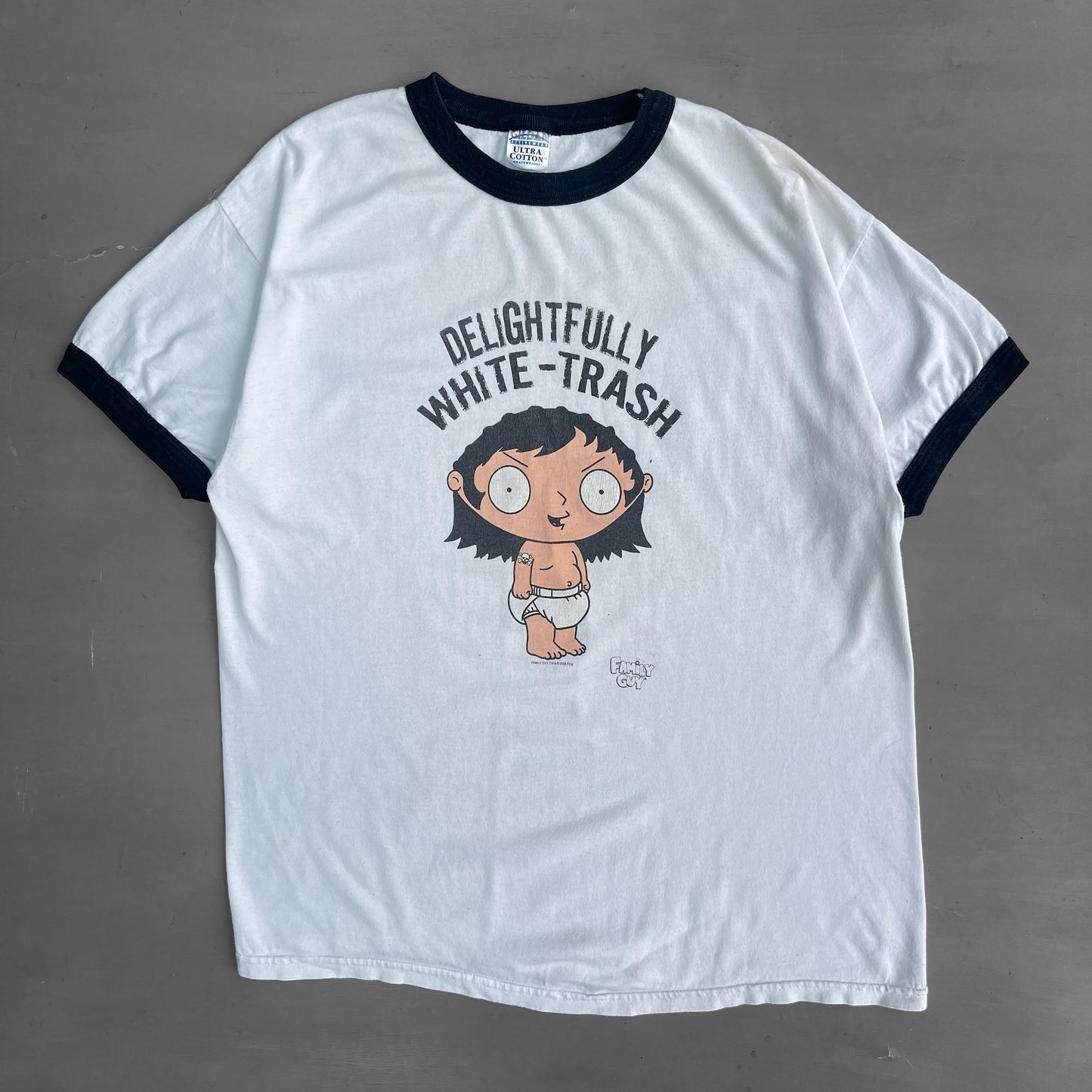 2005 Delightfully white trash Family Guy T-Shirt (L)