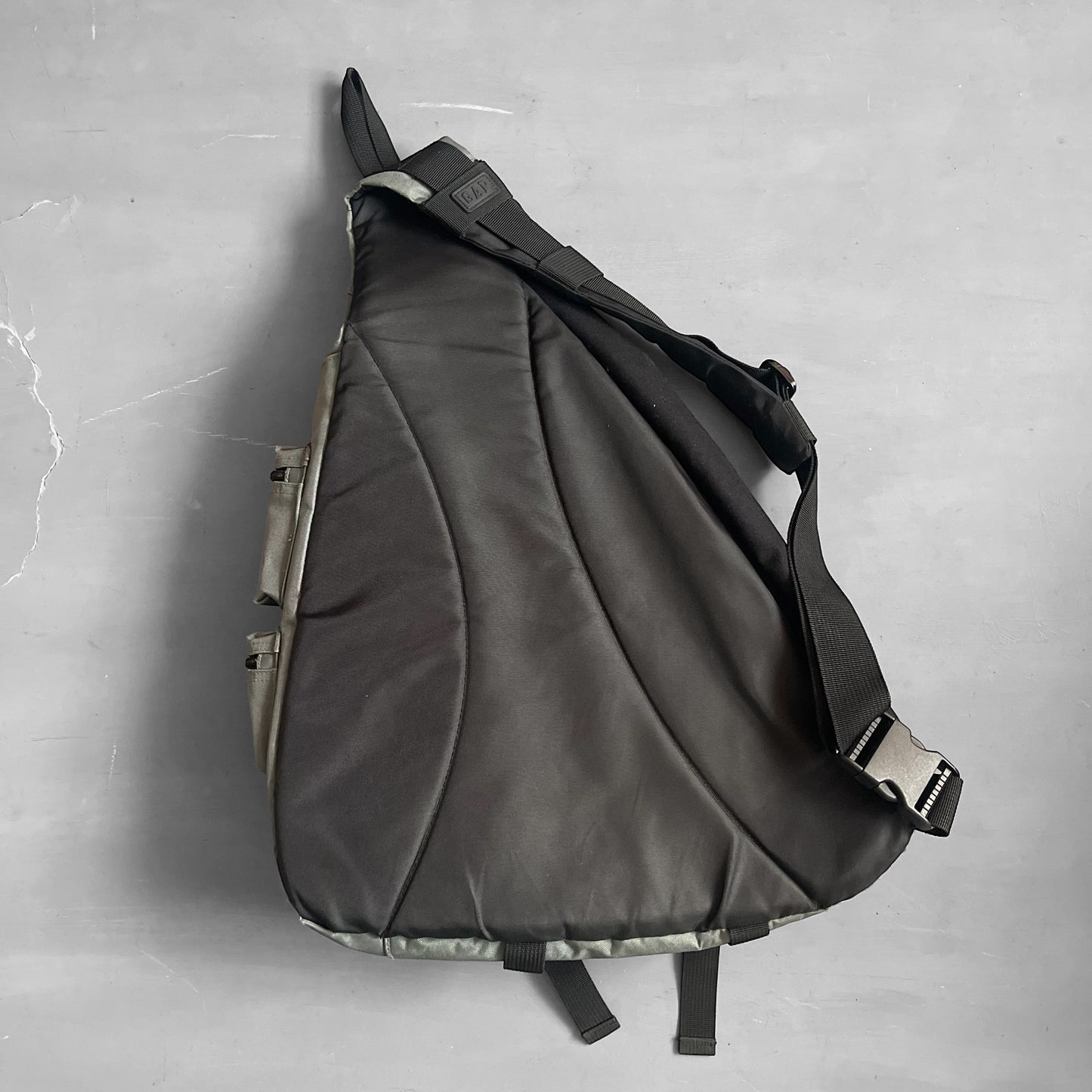 1990s GAP sling bag