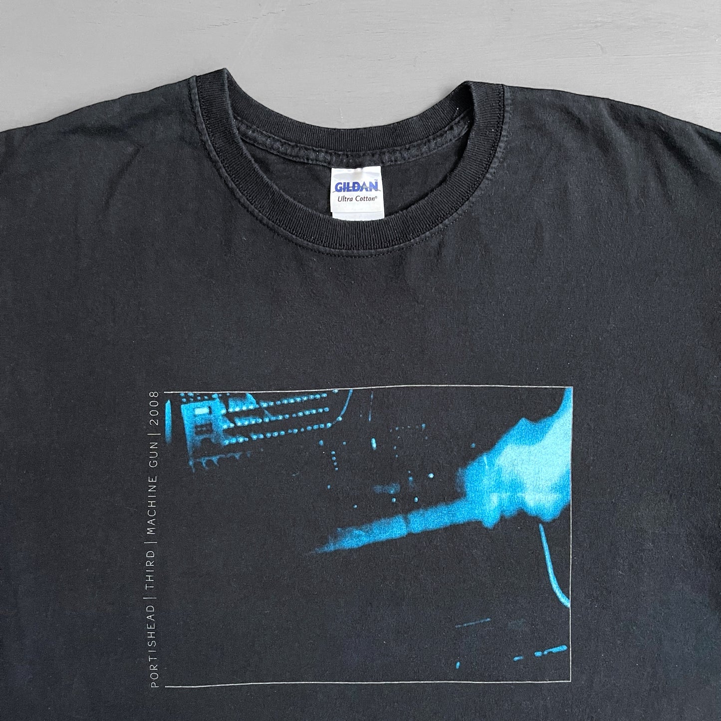 2008 Portishead third album T-shirt (L)