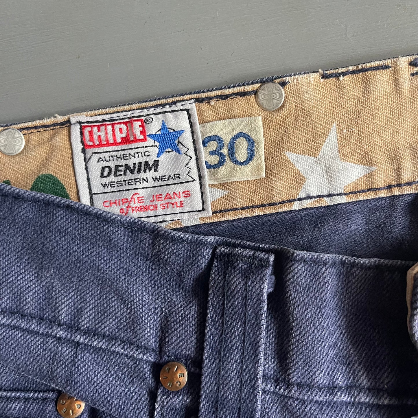 1990s CHIPIE baggy jeans (30 waist)