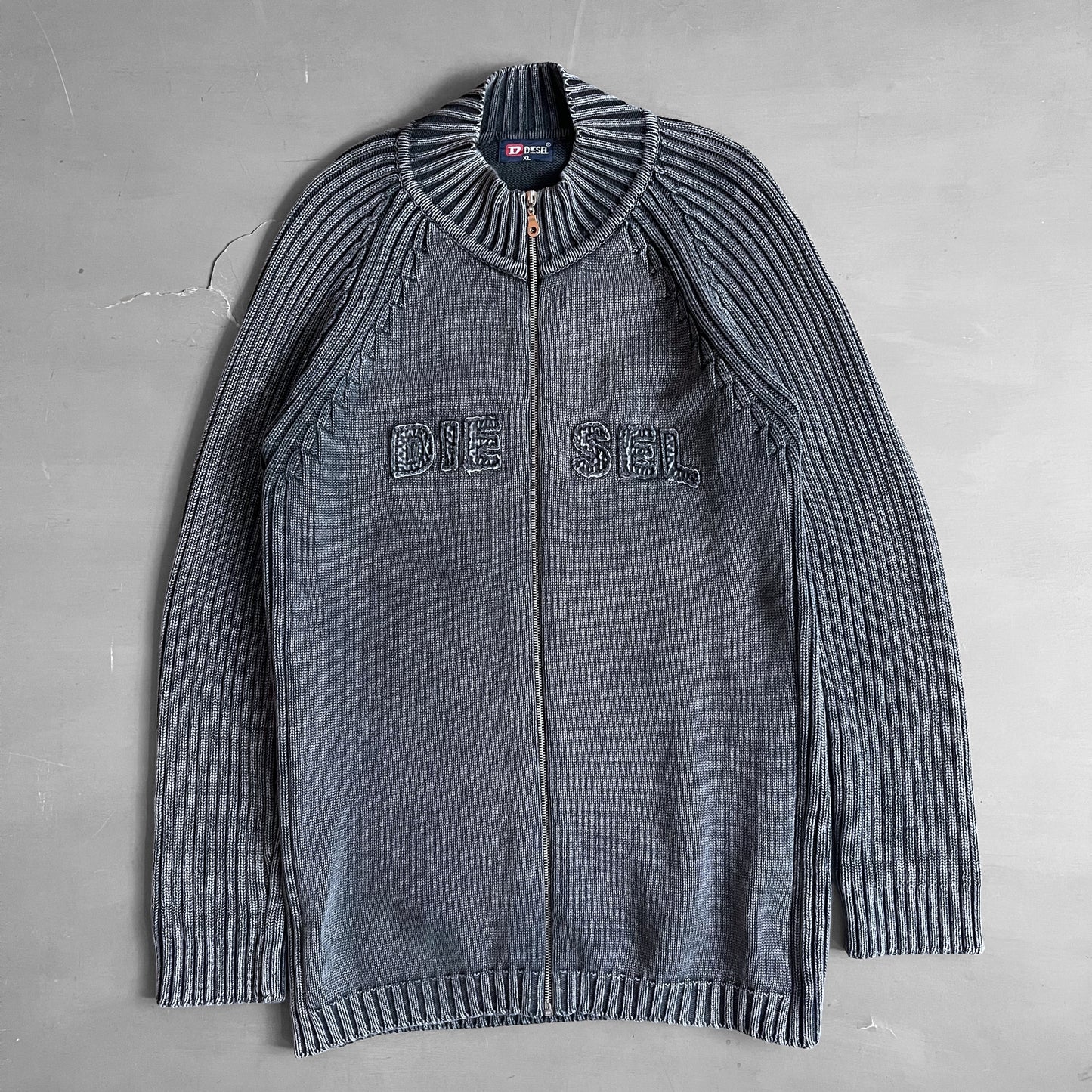 1990s Diesel knitted zip jumper (L/XL)