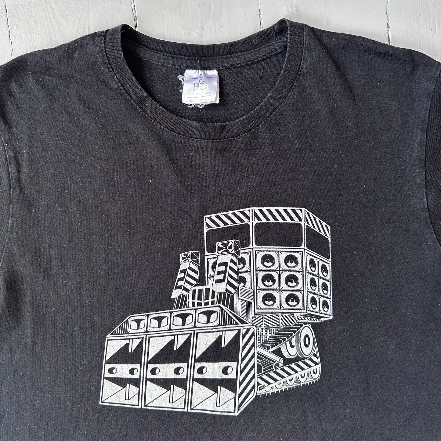 2010s Techno truck T-shirt (M)