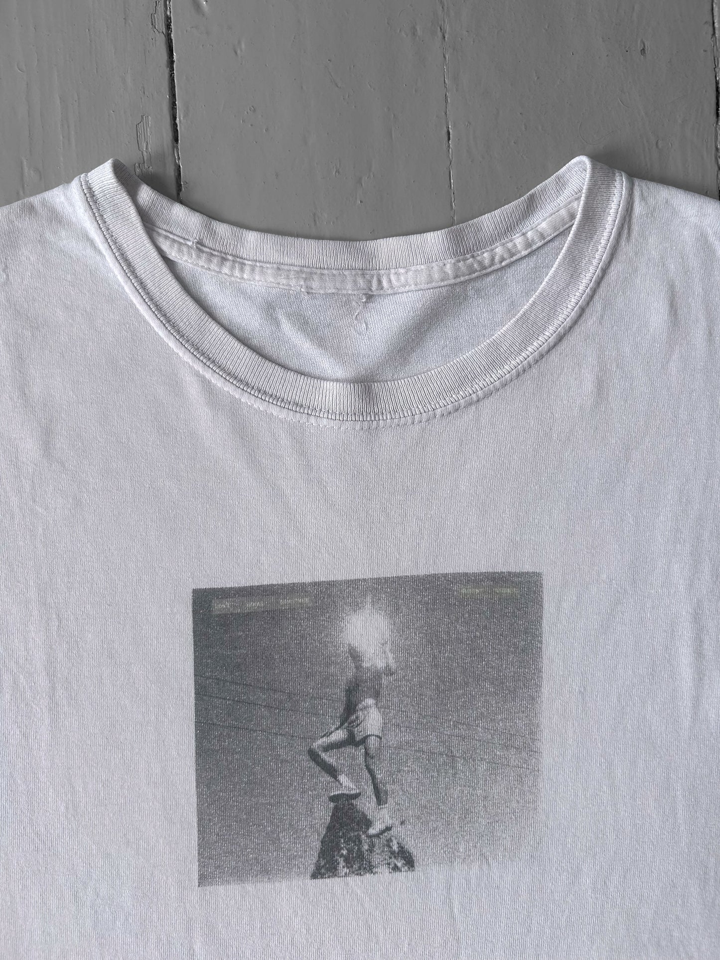 2017 Mount Kimbie lone survivor album T-shirt (XL)