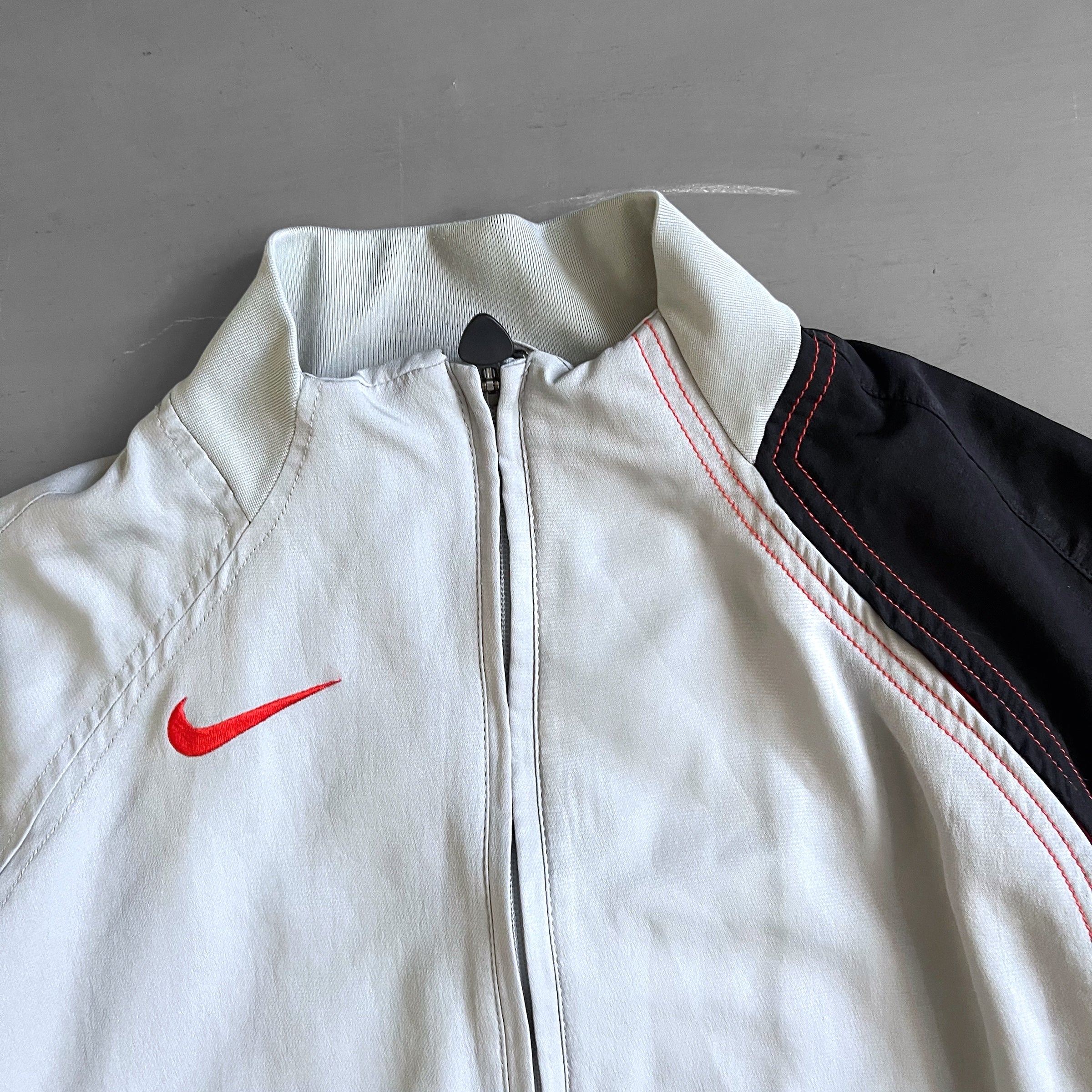 2000s NIKE total 90 track jacket (L) – Wheresscott