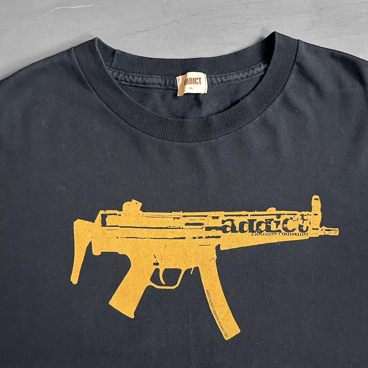 2000s ADDICT Mp5 T-shirt (XL)