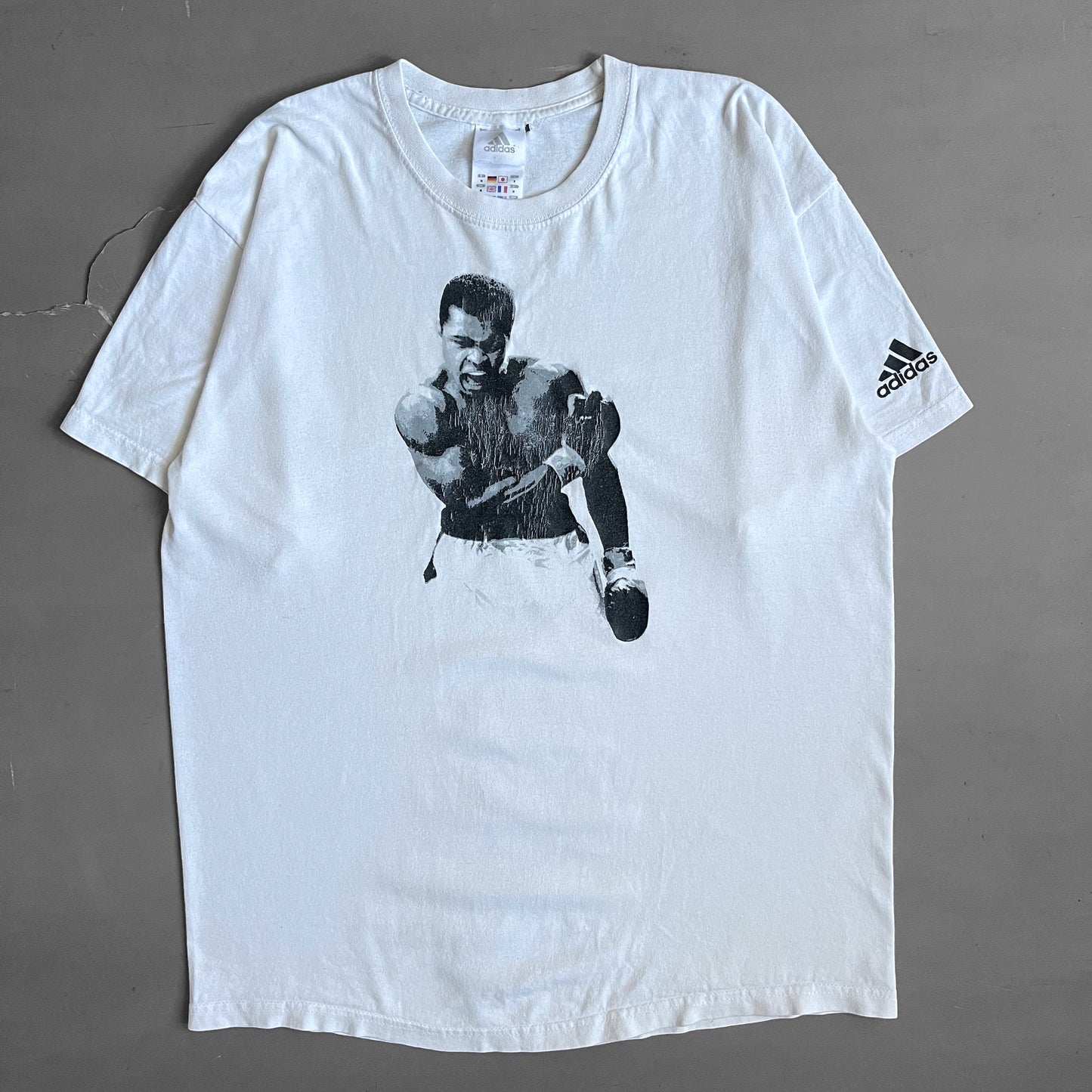 2002 Muhammad Ali Adidas impossible is nothing T-shirt (M)