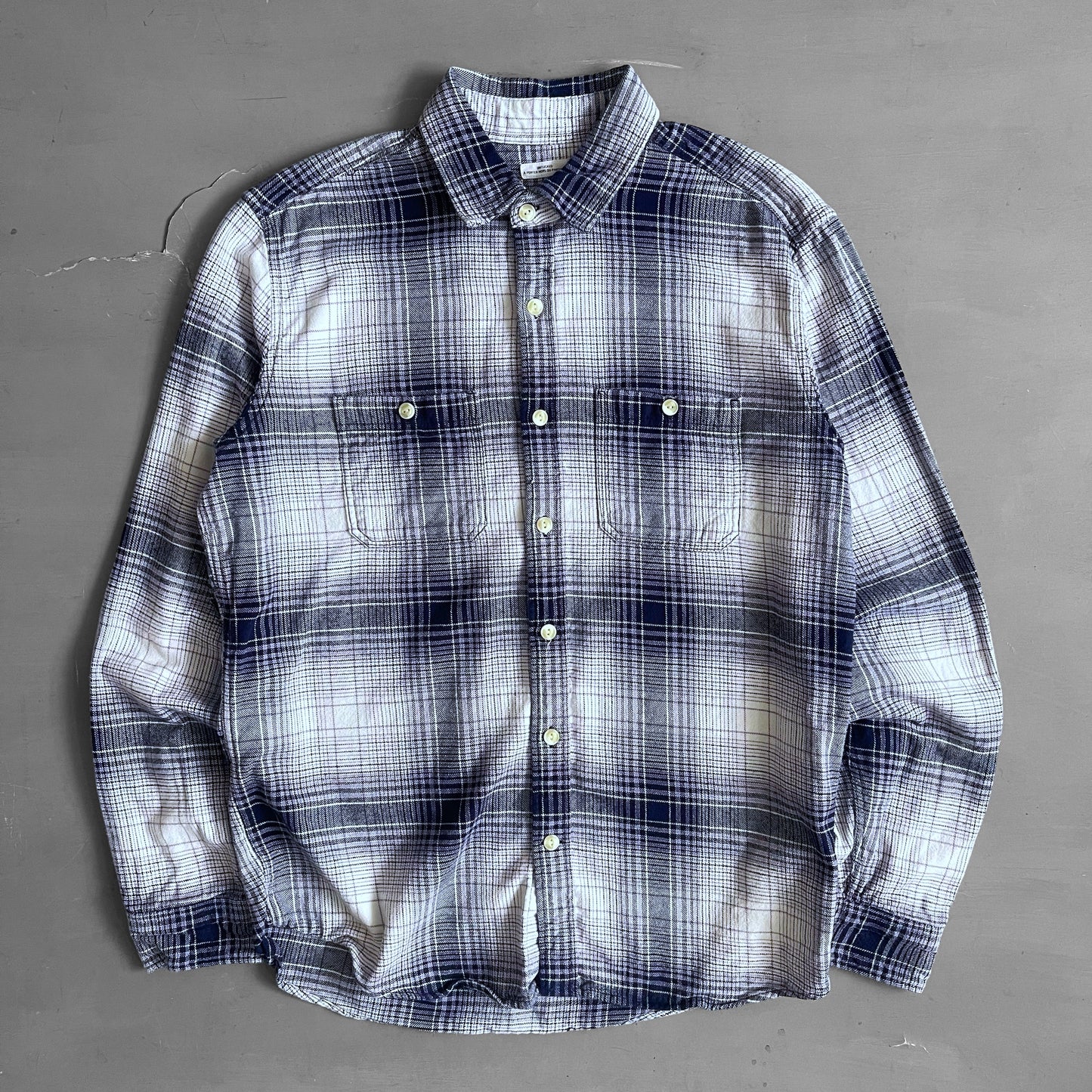 2000s GAP flannel shirt (M)