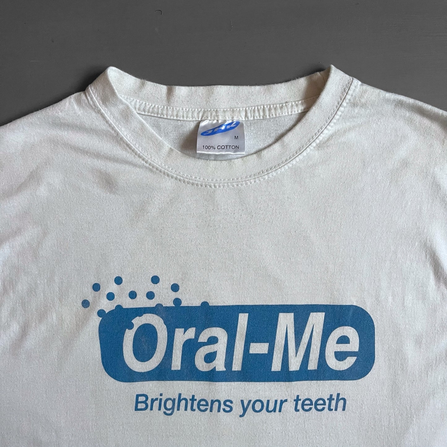2000s Oral me T-shirt (M)