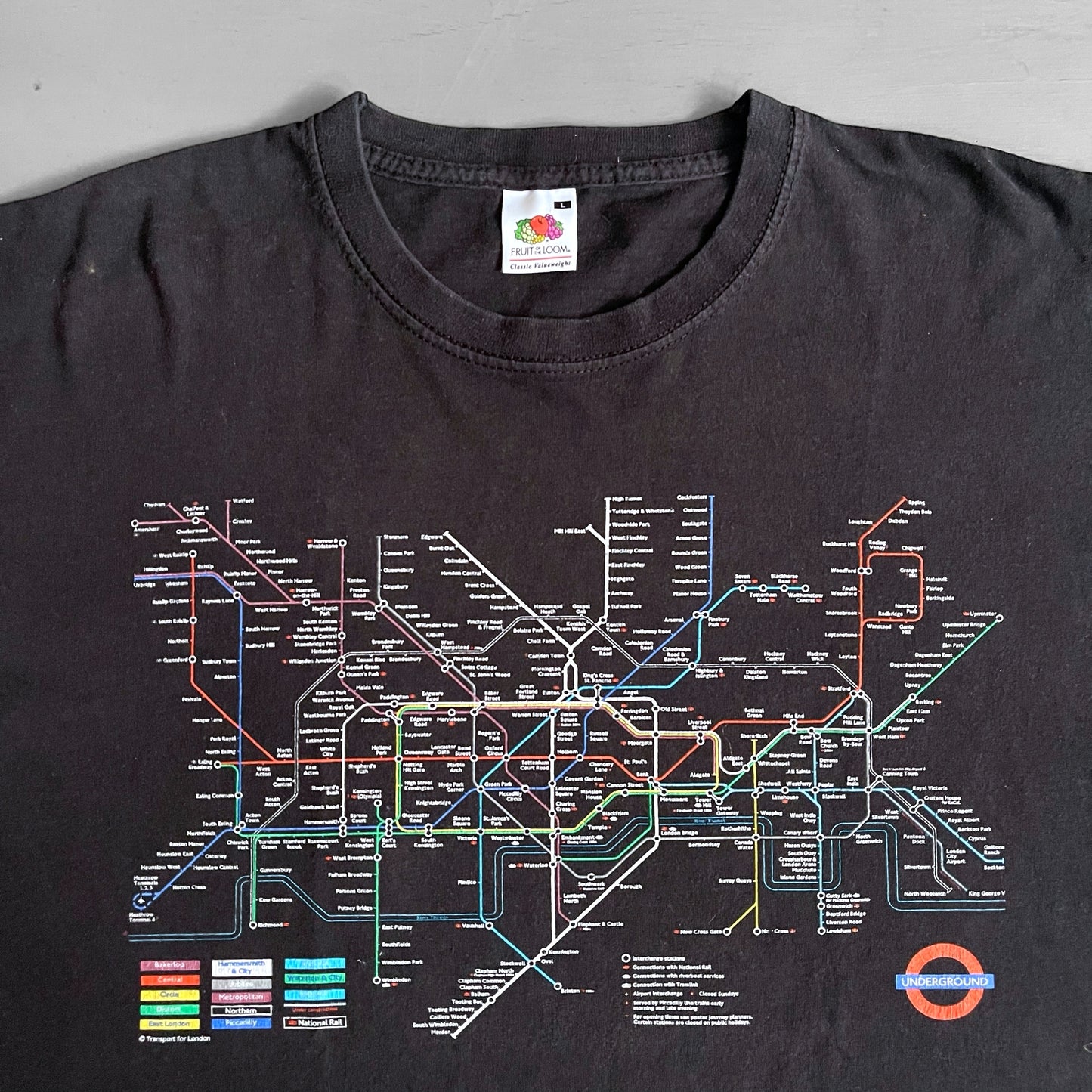 Early 2000s London Underground T-shirt (L)