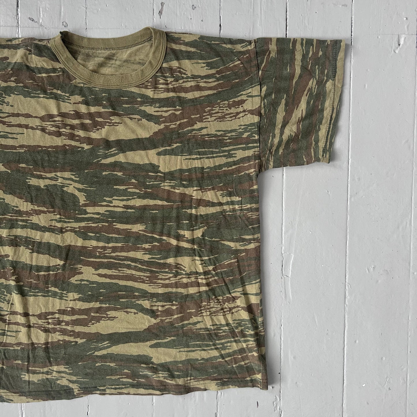 2000s camo dessert T-shirt (M/L)