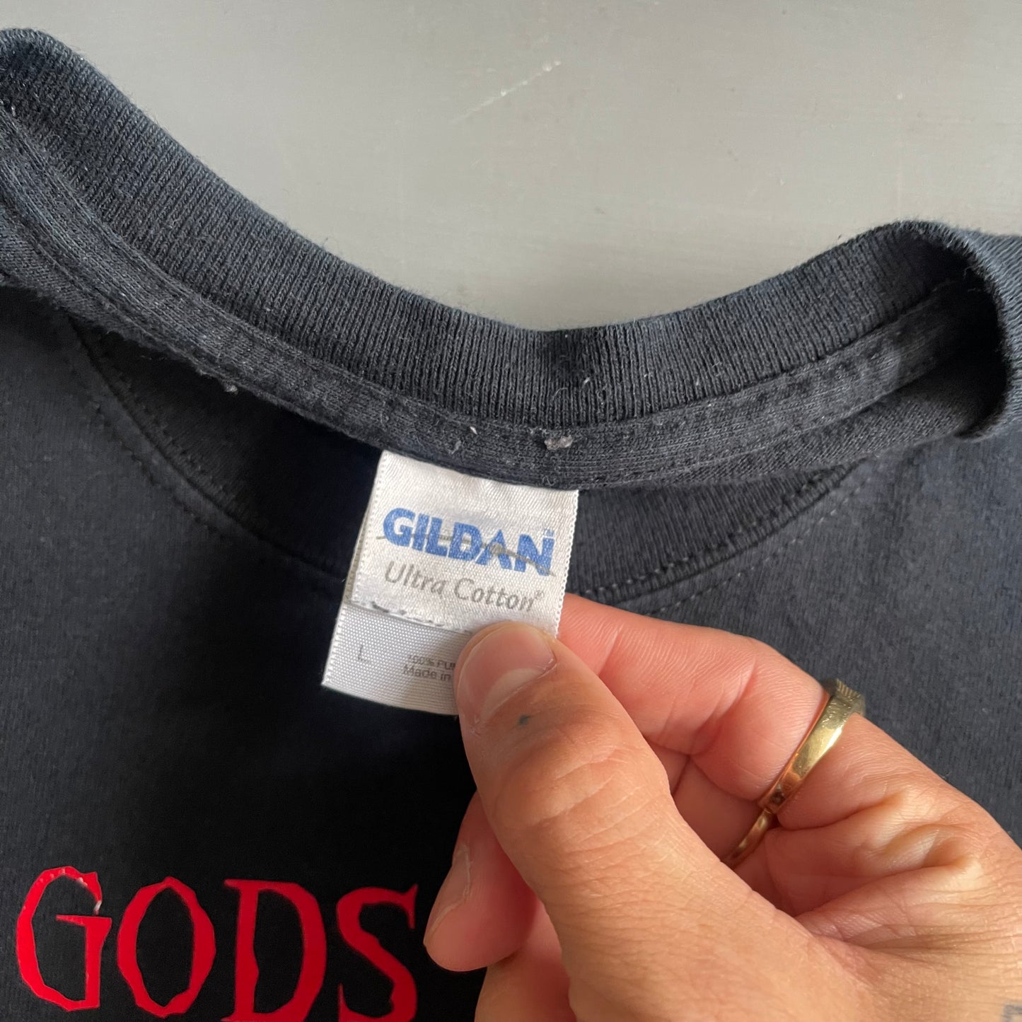 2000s Gods busy can I help? T-shirt (L)