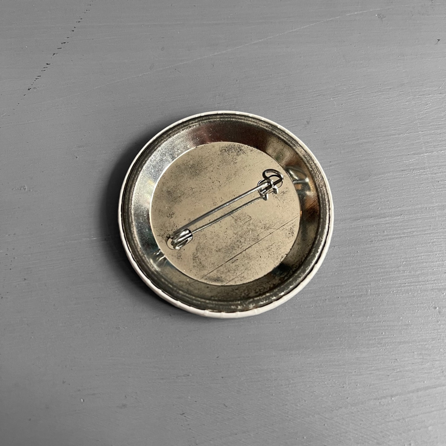 1980s MAXELL break the sound barrier pin badge