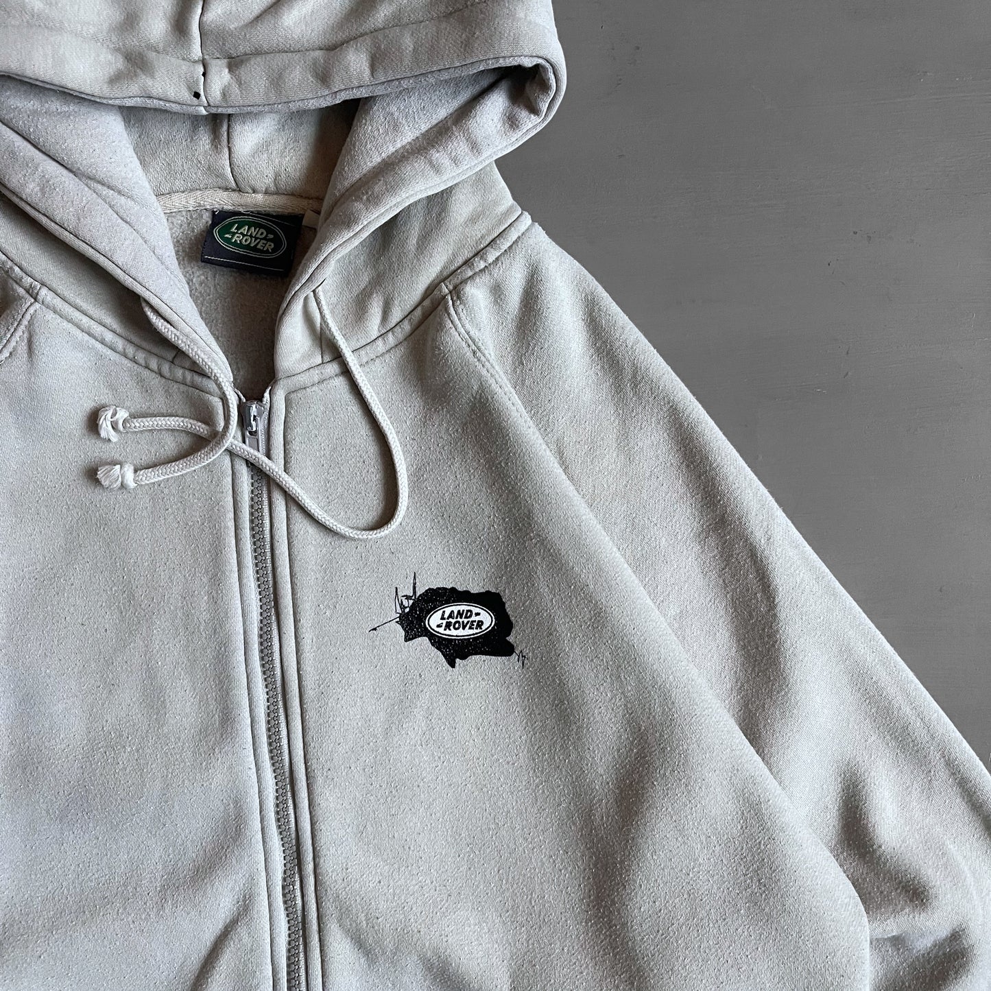 2000 Land Rover zip hoodie (L)