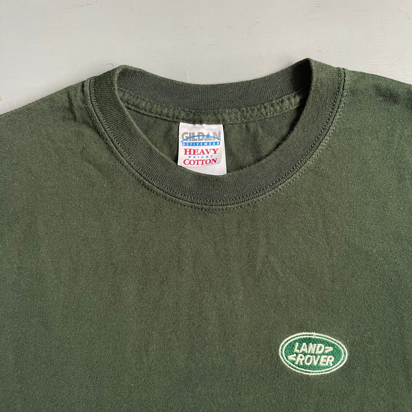 2000s Land Rover embroidered logo T-Shirt (S/M)