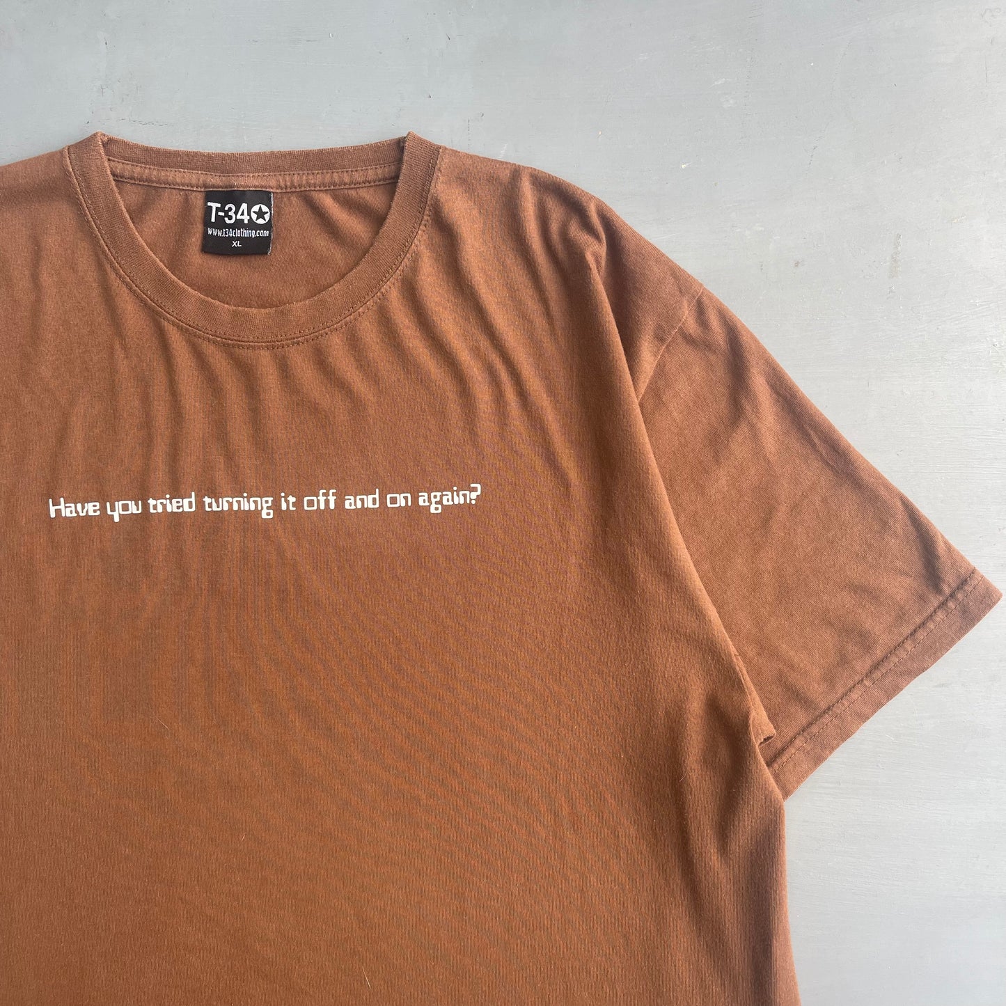 2000s Have you tried turning it on and off again? Slogan T-Shirt (L/XL)