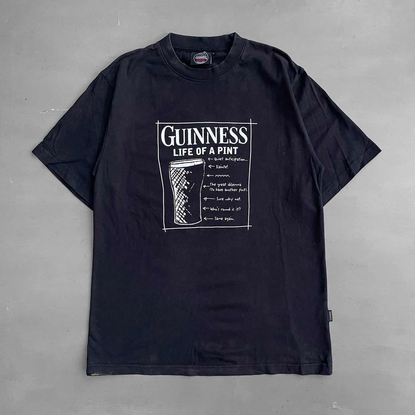 Early 2000 GUINNESS life of a pint T-Shirt (L)