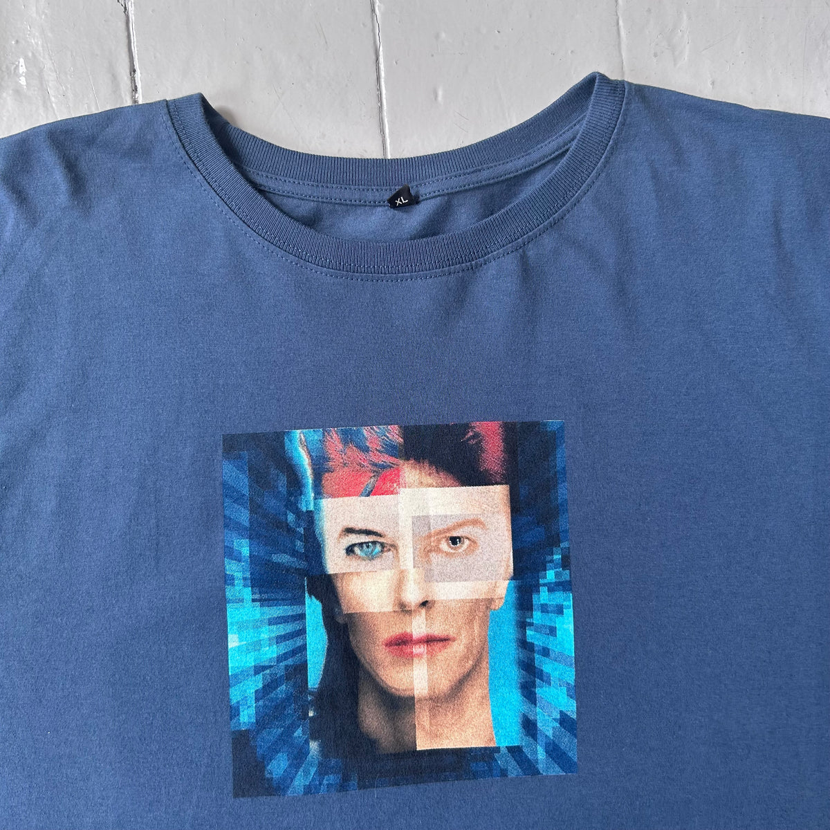 2002 David Bowie T-shirt (XL)