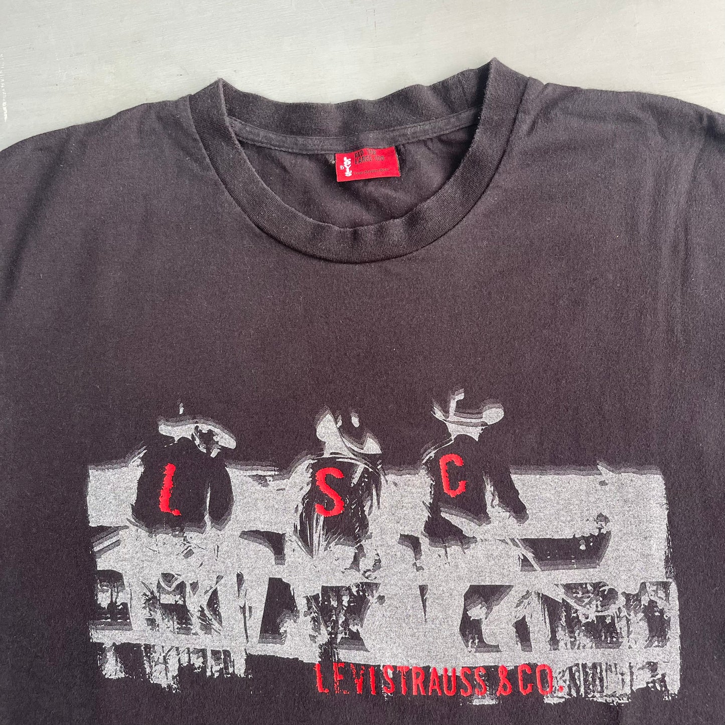 Early 2000 Levi’s red tab T-Shirt (M)