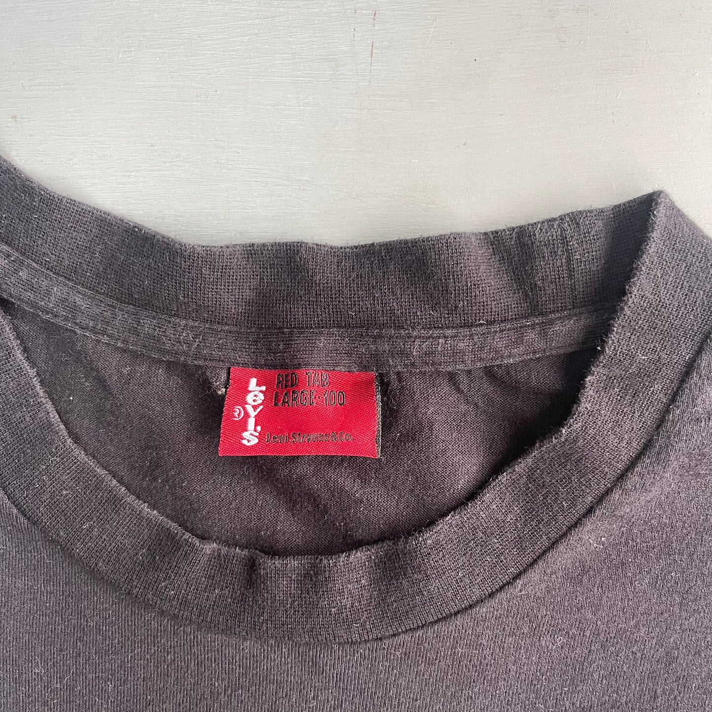 Early 2000 Levi’s red tab T-Shirt (M)