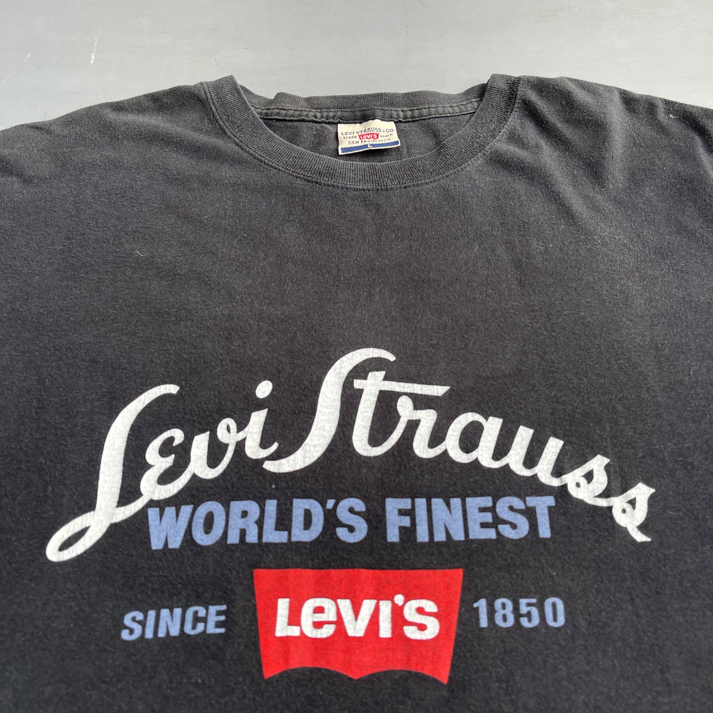 1990s Levi’s Strauss T-shirt (L/XL)