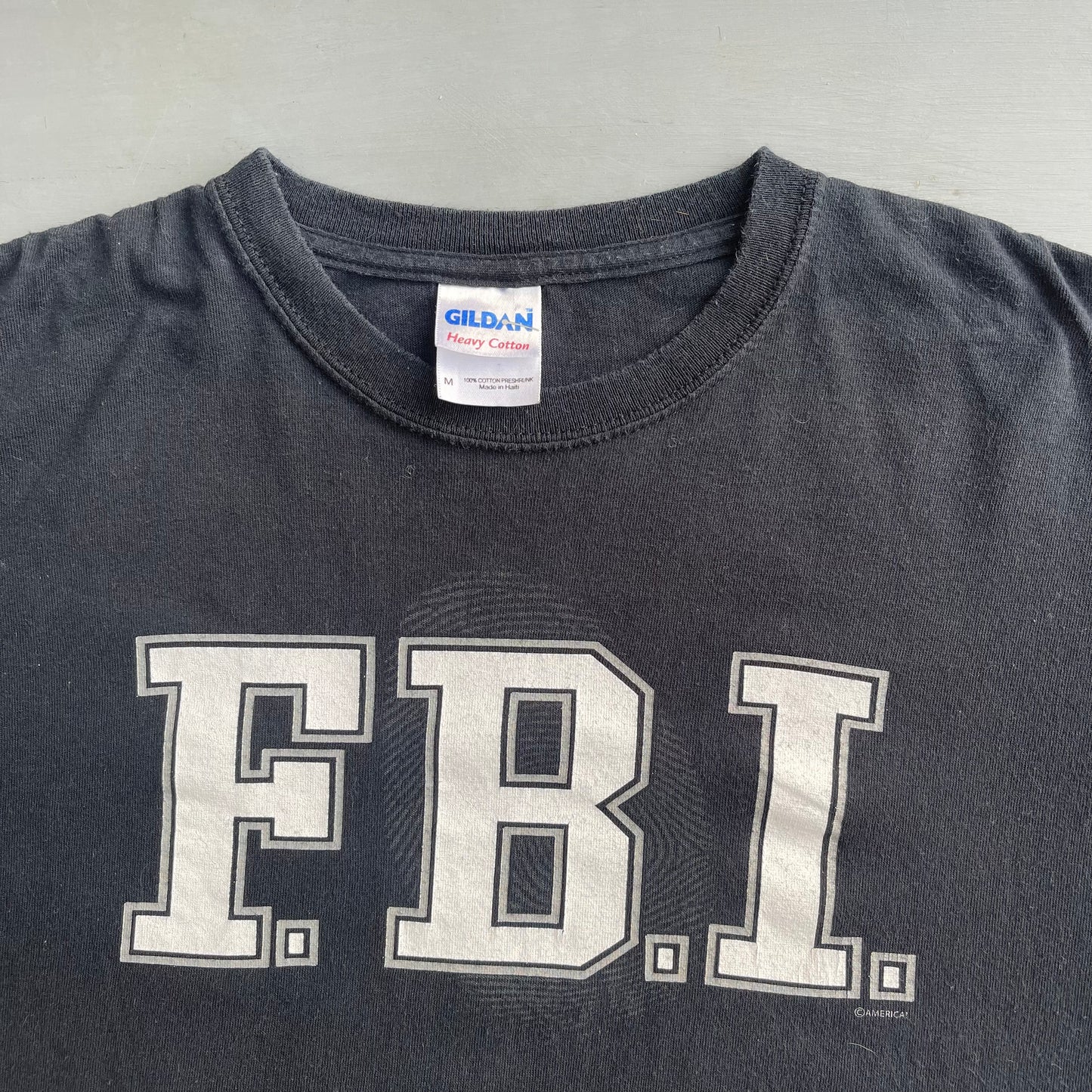 Early 2000s FBI finger print T-Shirt (M)