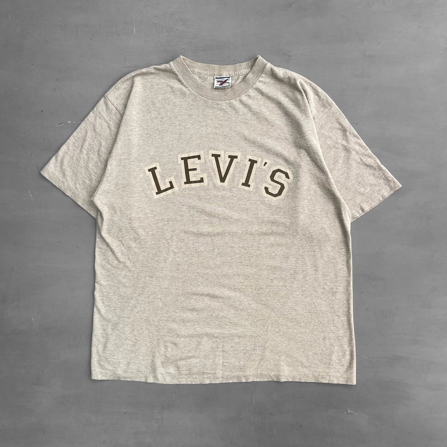 1990s Levi’s spell out T-Shirt (L/XL)