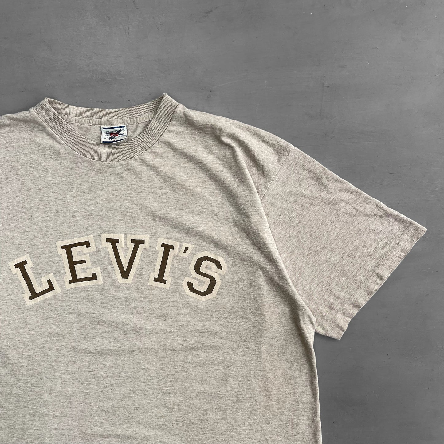 1990s Levi’s spell out T-Shirt (L/XL)