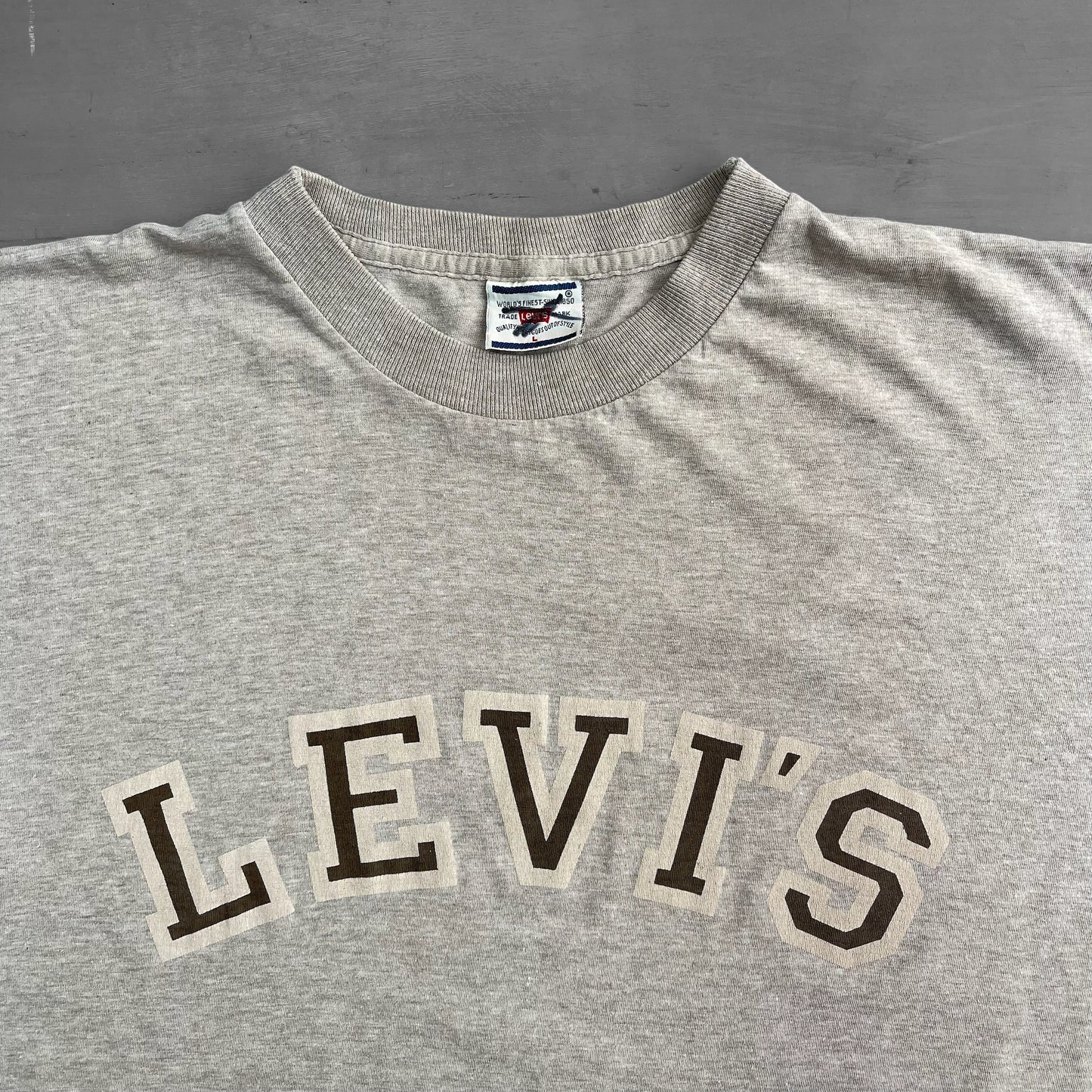 1990s Levi’s spell out T-Shirt (L/XL)