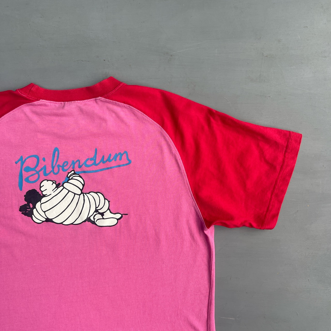 1990s michelin man can’t be beaten womens T-Shirt (S)