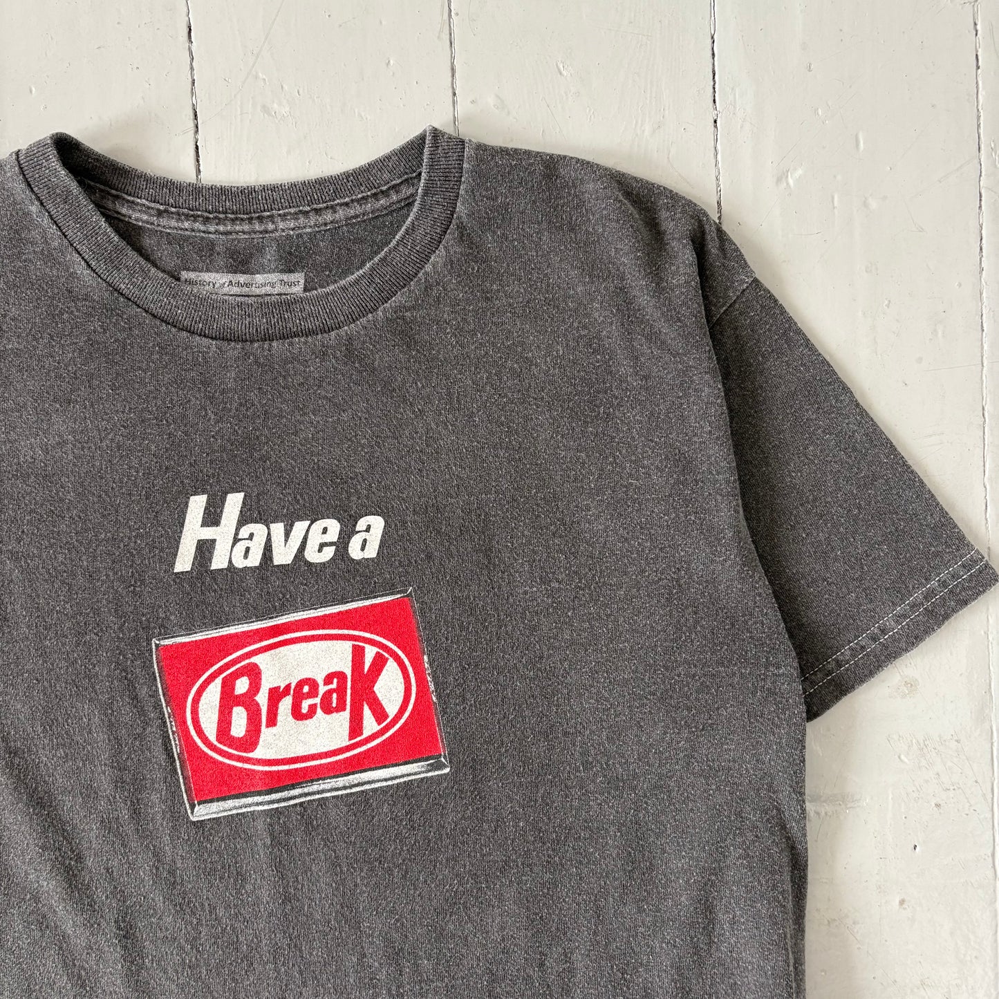 2000s Kit-Kat T-shirt (S)