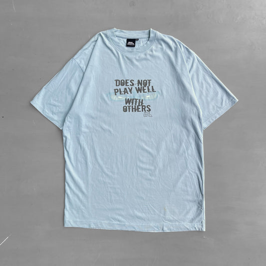 2000s Does not play well with others no fear T-Shirt (XXL)