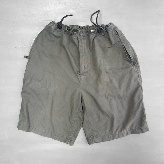 1990s GAP adjustable military shorts (32 waist)