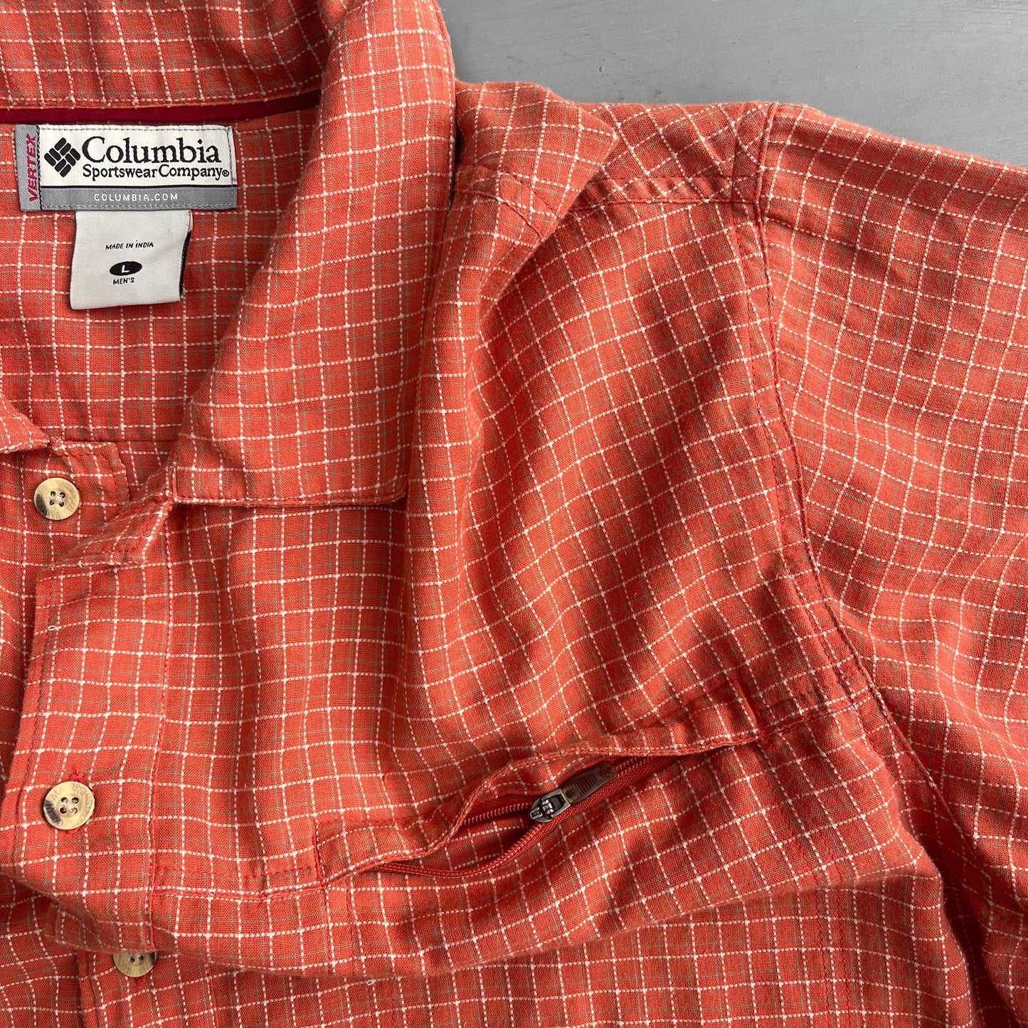 2000s Columbia sportswear utility short sleeve shirt (XL)