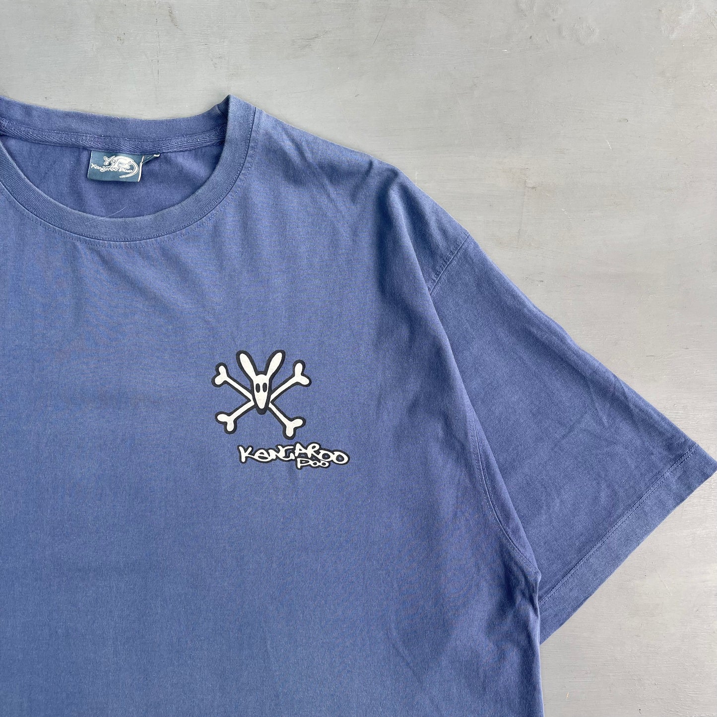 Early 2000s Kangaroo Poo T-Shirt (XL)