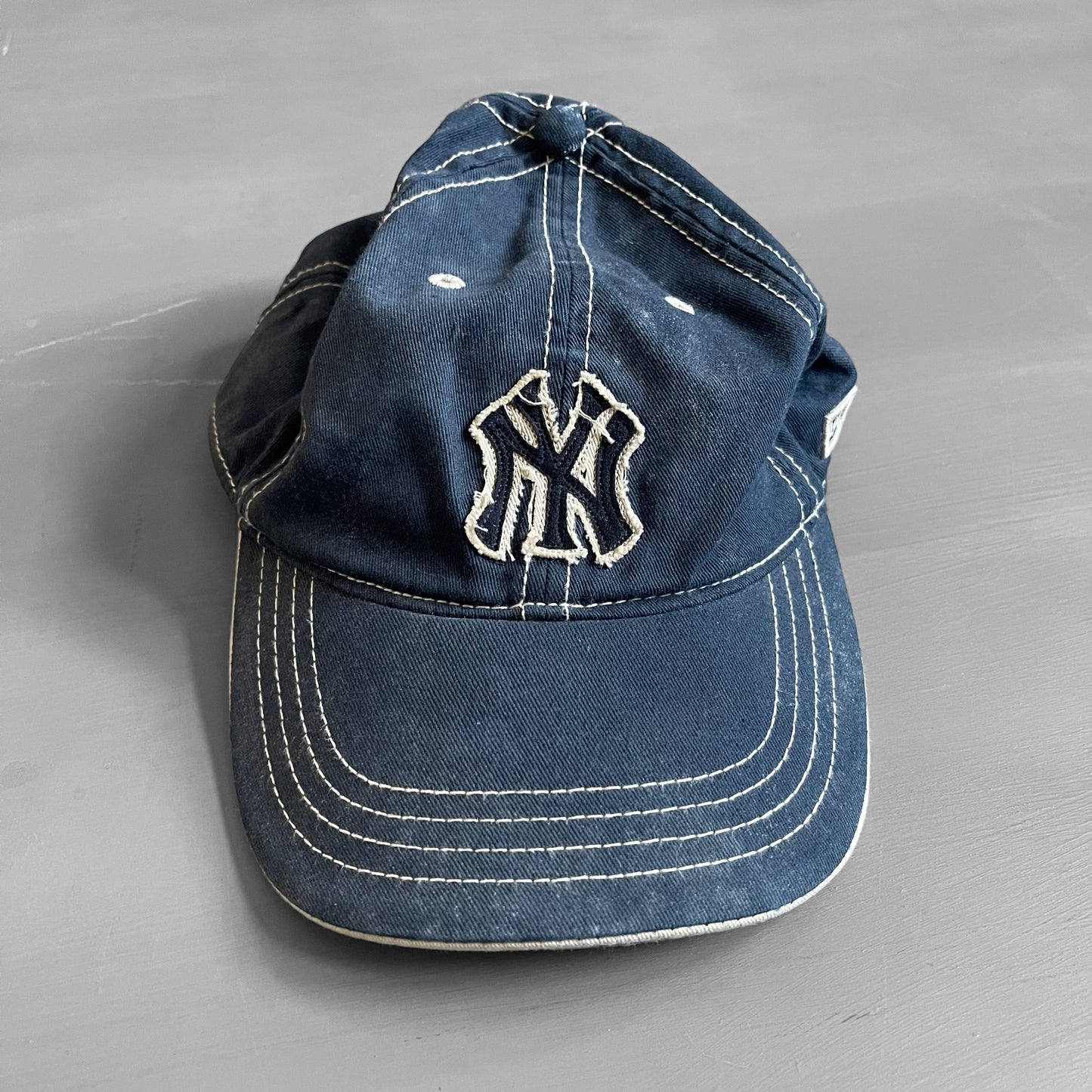 Early 2000s New York Yankees logo cap