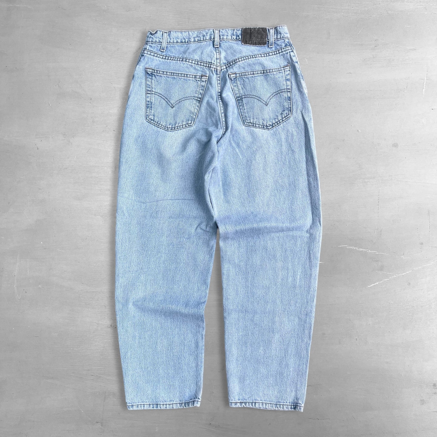 1990s SilverTab Levi’s loose jeans (32 waist)